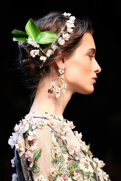 dolce gabbana runway hairstyle